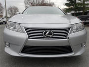  2013 Lexus ES 350 Base $8, 800USD!!!